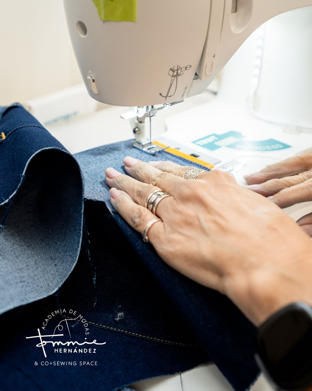 Sip & Sew Social Day | sábado, 13 de junio 10 am a 12 md 🪡