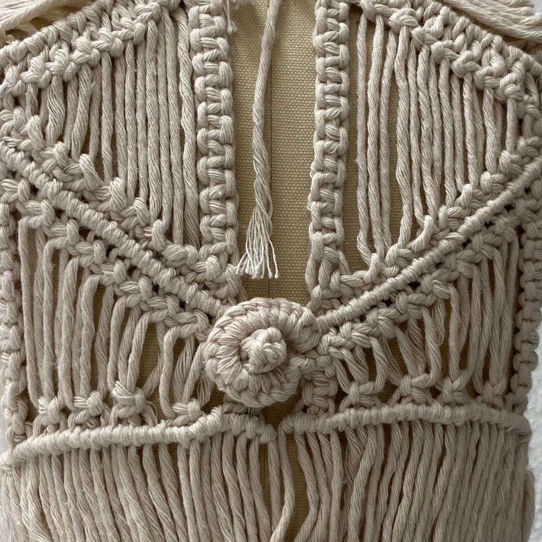 Introducción al macramé y técnicas de anudado | Sábados 4-6 pm | 7 de febrero - 16 de mayo