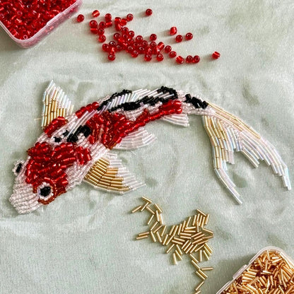 Textiles: Bordado con pedrería | Sábados 1 pm - 4 pm|  25 de julio - 15 de agosto