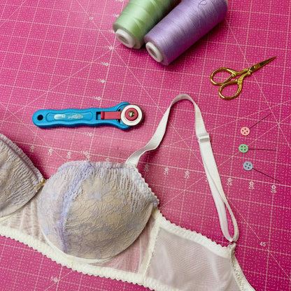 Curso Confección de ropa interior: sostén con varilla y panti con encaje | Sábados 1-5pm | Comienza 22 de noviembre
