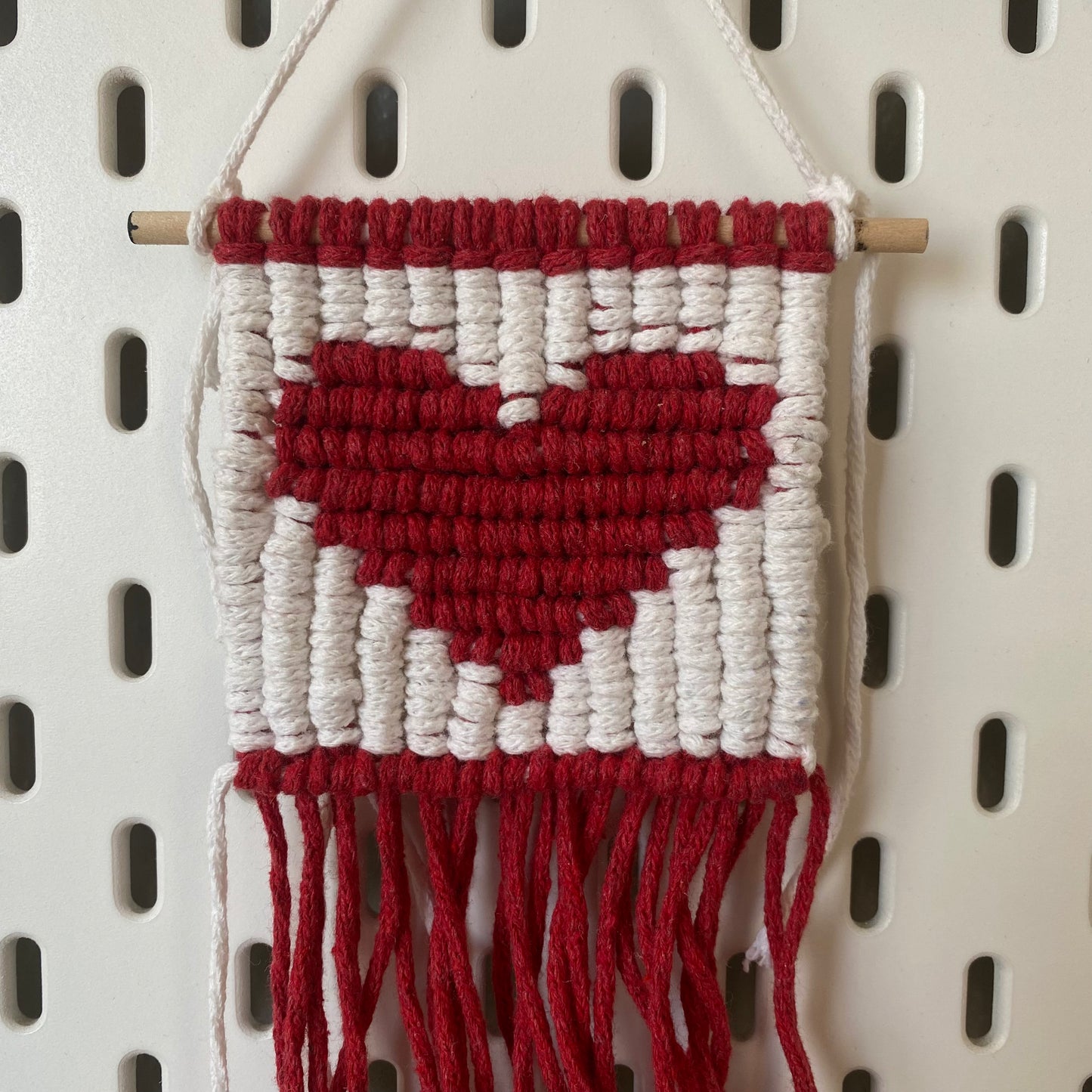 Taller de San Valentín: Corazón en Macramé | Viernes 13 de Febrero | 6 - 9 pm